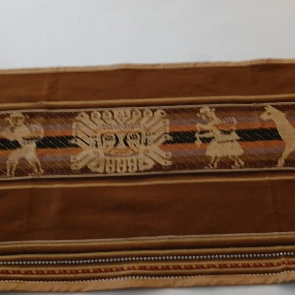 Woven Bolivian Table Runner - Picture 7 of 16